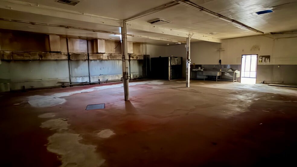 More Photos Of 9604 Valley Blvd, Rosemead Industrial For Sale