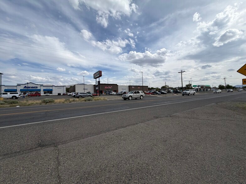 More Photos Of 1022 Grass Valley Rd, Winnemucca General Retail For Sale