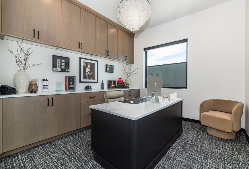 More Photos Of 3169 W Belltower Dr, Meridian Office For Sale