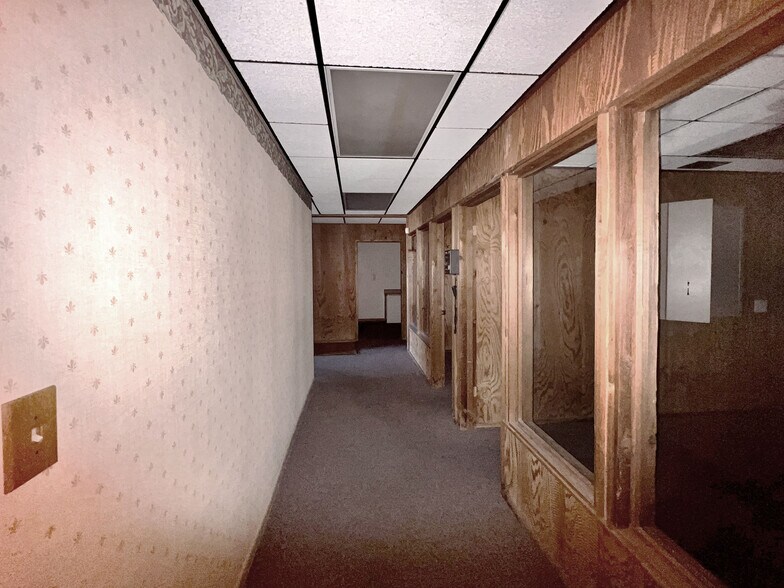 More Photos Of 200 Avenue K SE, Winter Haven Office For Lease