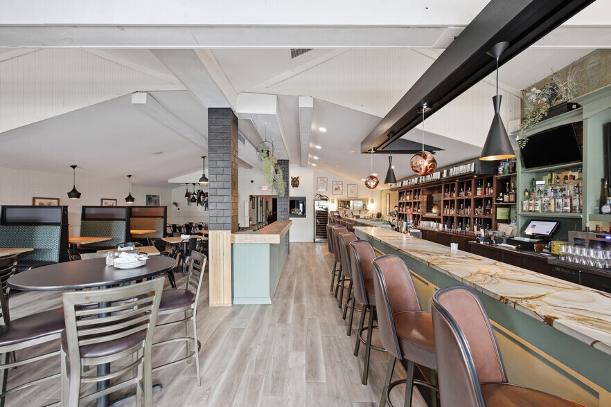 More Photos Of 453 Center St, Lewiston Restaurant For Sale