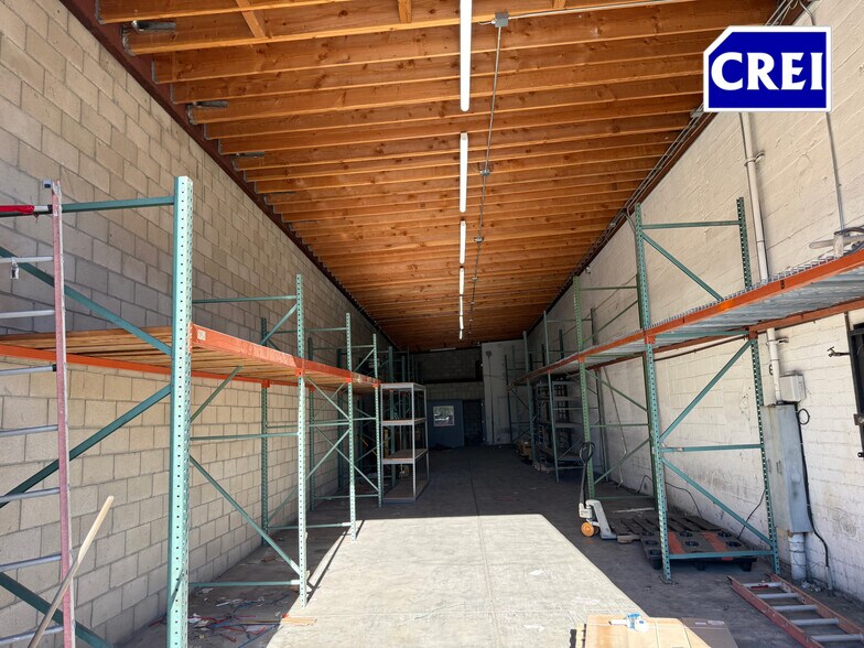 More Photos Of 841 Celis St, San Fernando Warehouse For Lease