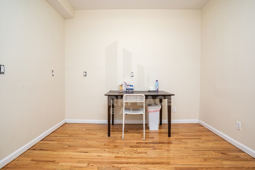 More Photos Of 153 Skillman St, Brooklyn Apartments For Lease