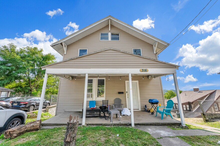 More Photos Of 678 Spruce St, Morgantown Apartments For Sale