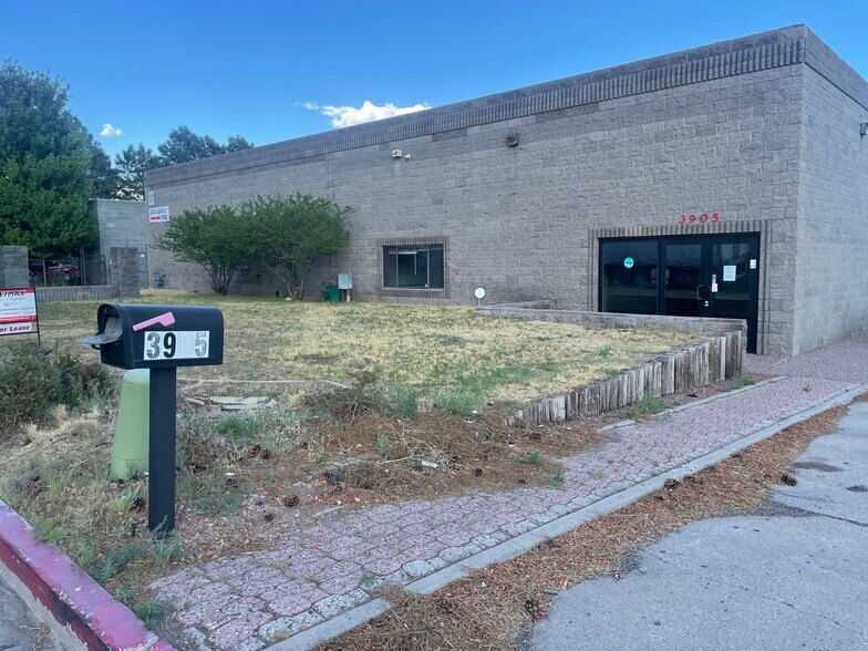Primary Photo Of 3905 E Huntington Dr, Flagstaff Warehouse For Lease