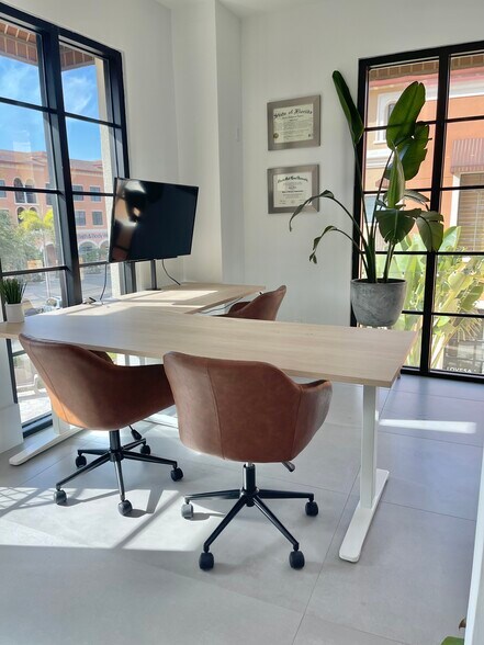 More Photos Of 23160 Fashion Dr, Estero Coworking Space