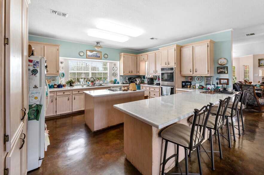 More Photos Of 14935 Highway 36, Needville Land For Sale