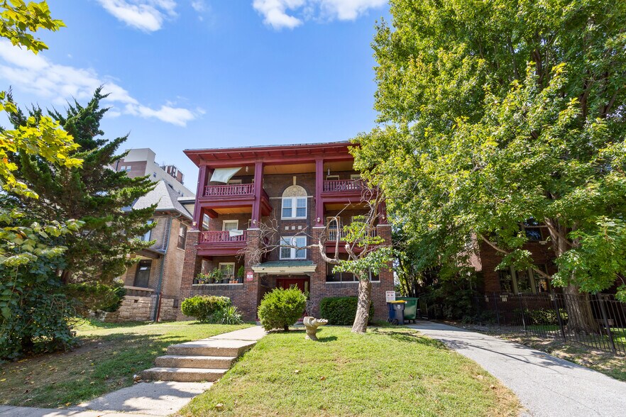 More Photos Of 3820 Walnut St, Kansas City Apartments For Sale