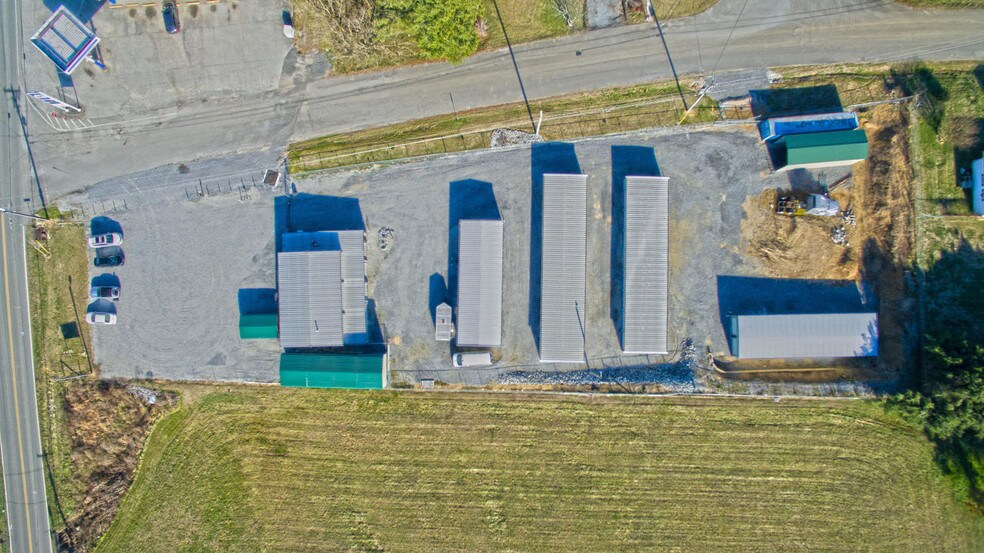 More Photos Of 3832 Morganton Rd, Maryville Self Storage For Sale