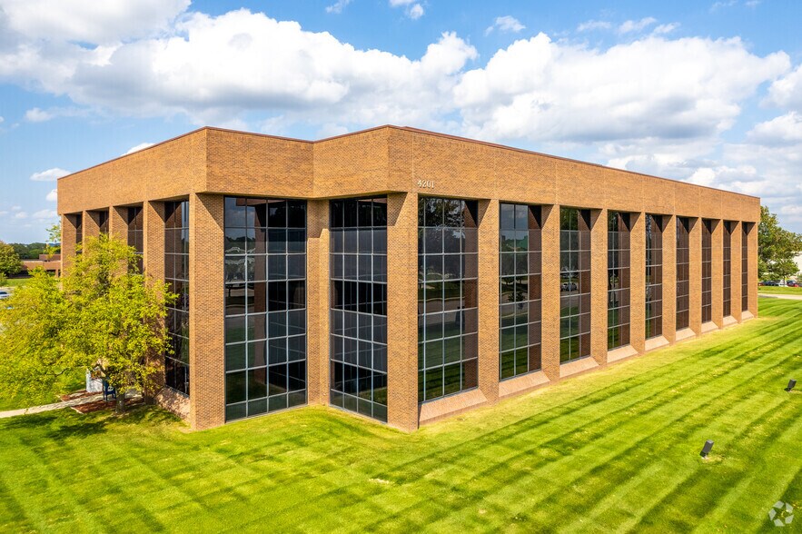 More Photos Of 4201 Westown Pky, West Des Moines Office For Lease