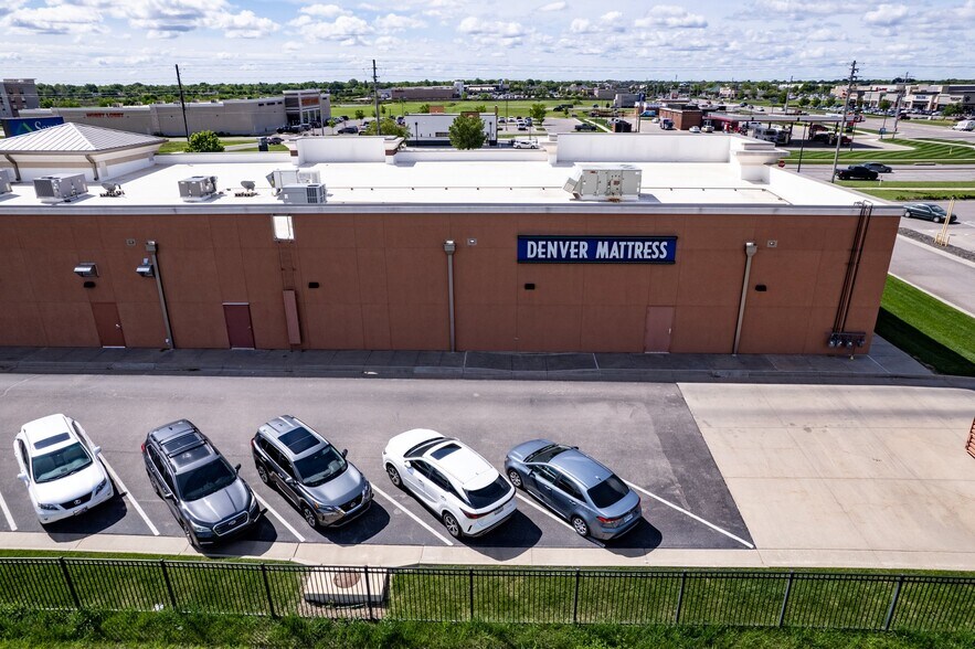 More Photos Of 10120-10240 W 29th St N, Wichita General Retail For Lease