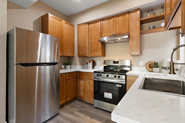 More Photos Of 1148 53rd St, Oakland Multifamily For Sale