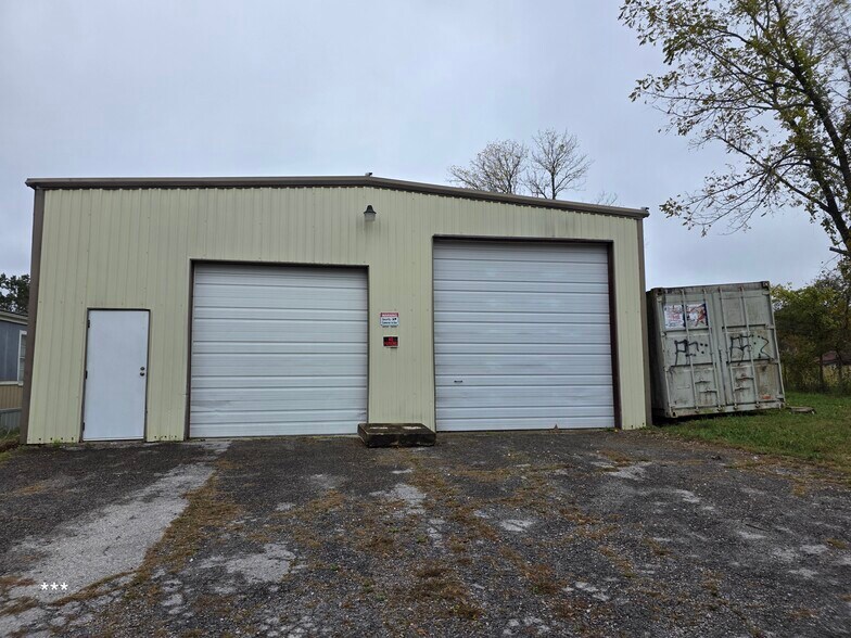 More Photos Of 3300 A Blue Hill Rd, Rogers Industrial For Sale