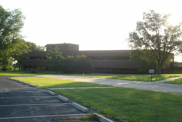 More Photos Of 2801 S Horton St, Fort Scott Office For Sale