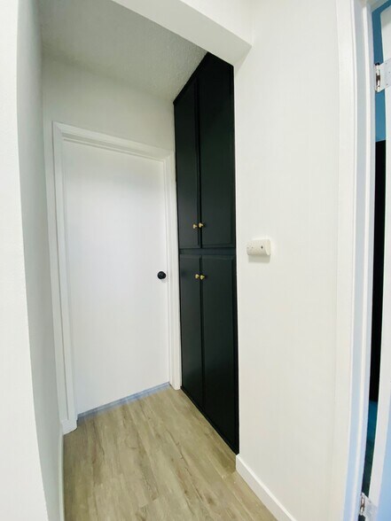 More Photos Of 10603-10609 Palms Blvd, Los Angeles Apartments For Sale
