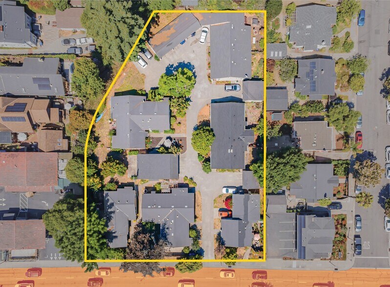 Primary Photo Of 1112 Mission St, Santa Cruz Apartments For Sale