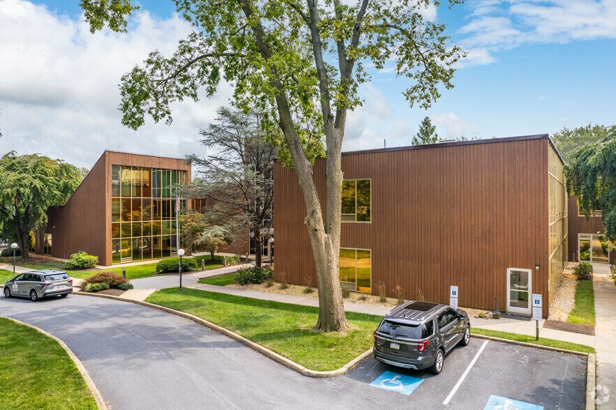 More Photos Of 901 E 8th Ave, King Of Prussia Office For Sale