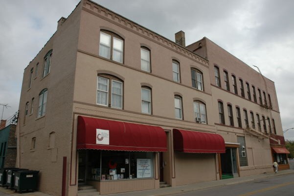 More Photos Of 101 N Marion St, Oak Park Storefront Retail Office For Lease
