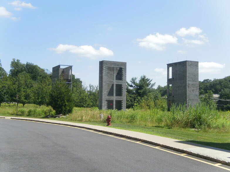 Primary Photo Of 2740 State Route 10, Morris Plains Land For Sale