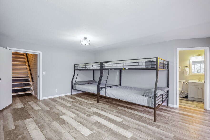 More Photos Of 1837 Riverside Dr, Bullhead City Specialty For Sale