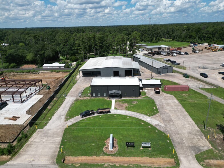 More Photos Of 23609 W Hardy Rd, Spring Warehouse For Sale