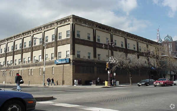 Primary Photo Of 512 S Broad St, Philadelphia Schools For Sale