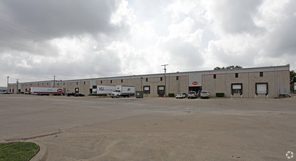 More Photos Of 6420-6428 Wuliger Way, North Richland Hills Unknown For Lease