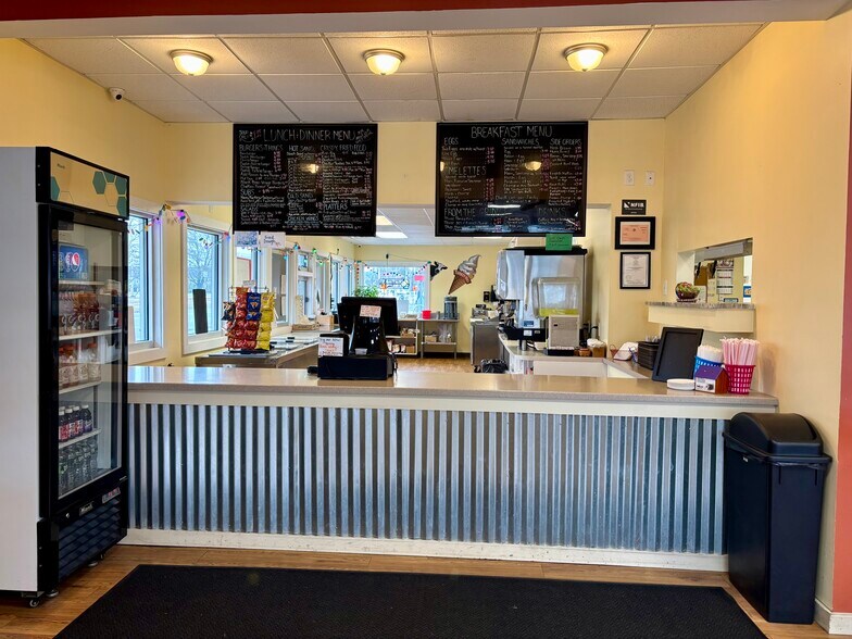 More Photos Of 180 Sacandaga Rd, Schenectady General Retail For Sale