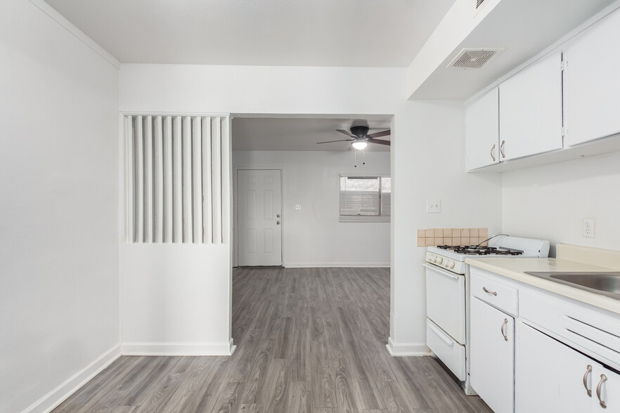 More Photos Of 1625-1629 W Fillmore St, Phoenix Apartments For Sale