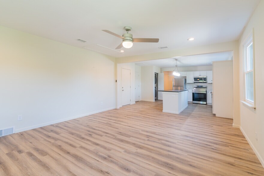 More Photos Of 506 E Marion St, Shelby Apartments For Sale