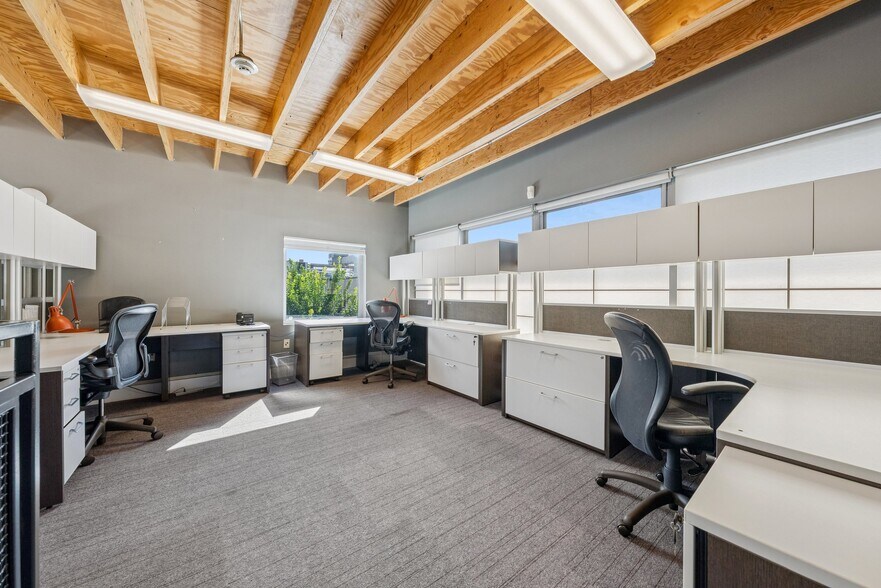 More Photos Of 1508 U St NW, Washington Office For Lease