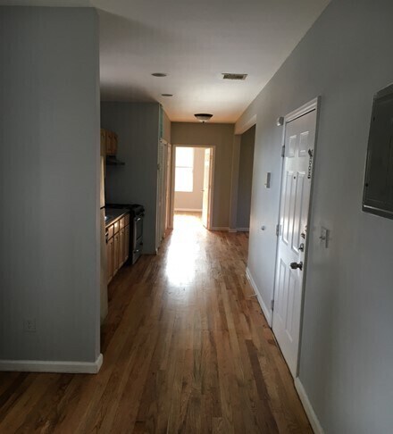 More Photos Of 67-69 Fabyan Pl, Newark Apartments For Sale