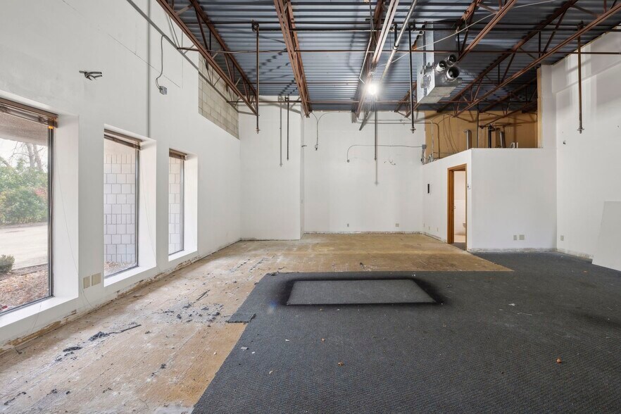 More Photos Of 7115-7133 Washington Ave S, Edina Research And Development For Lease