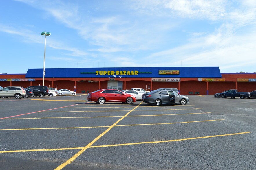 Primary Photo Of 712 S Walton Walker Blvd, Dallas Freestanding For Lease