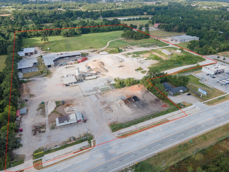 Primary Photo Of 12247 FM 1097 Rd, Willis Manufacturing For Sale