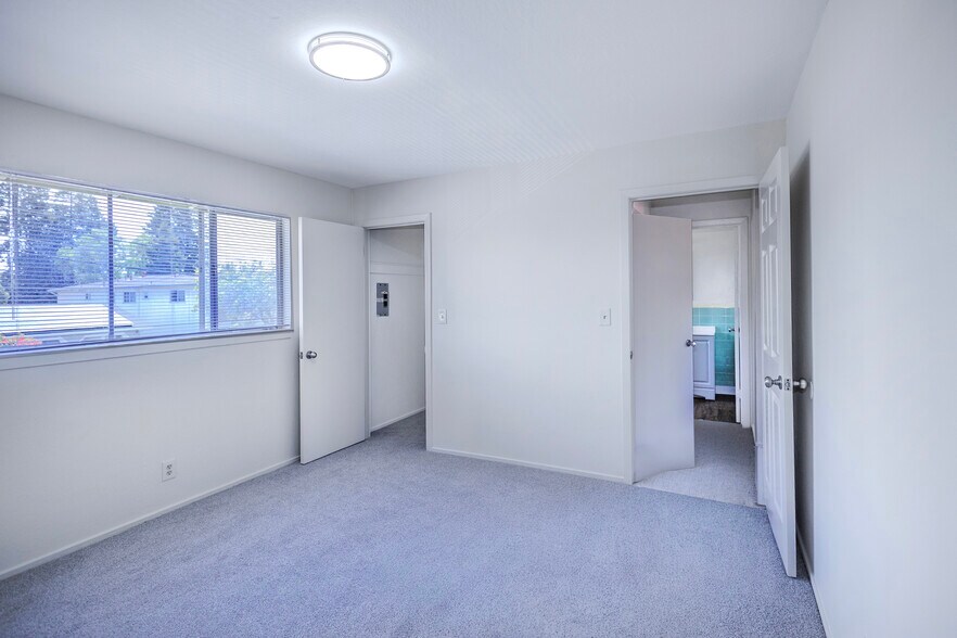 More Photos Of , Redwood City Multifamily For Sale
