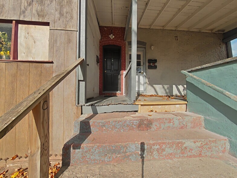 More Photos Of 202 Macdade Blvd, Collingdale Apartments For Sale