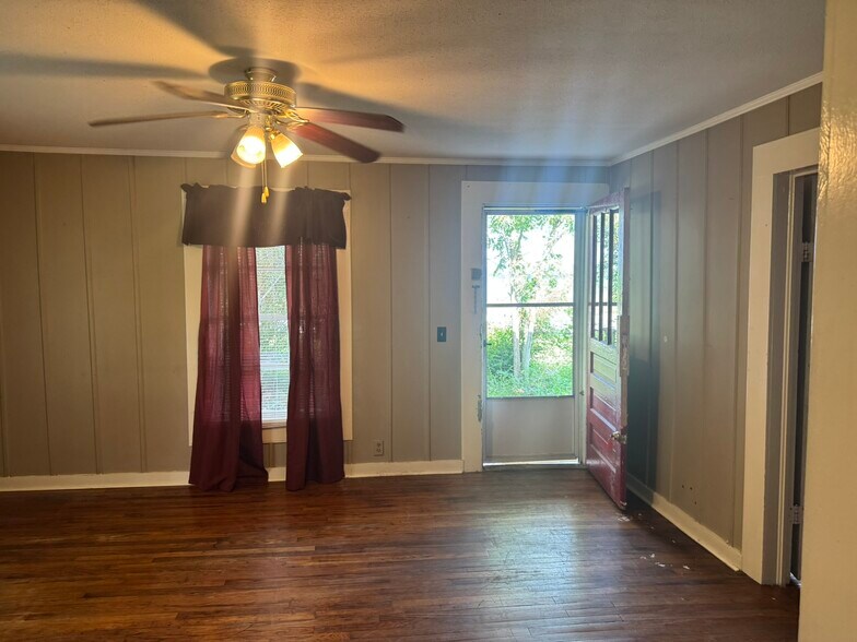 More Photos Of 11150 Highway 97, Century Land For Sale