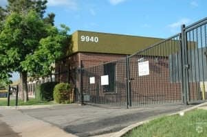 More Photos Of 9910-9940 E Costilla Ave, Englewood Self Storage For Lease
