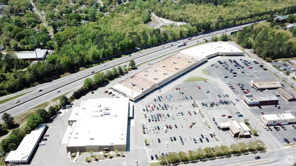 More Photos Of 5700-5760 Hopkins Rd, Richmond Storefront For Lease