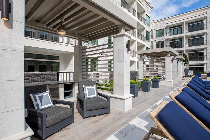 More Photos Of 3015 Weslayan St, Houston Apartments For Lease