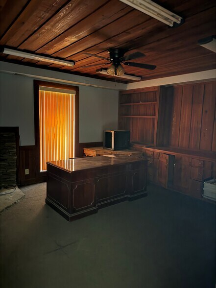 More Photos Of 4199 Housers Mill Rd, Byron Flex For Sale