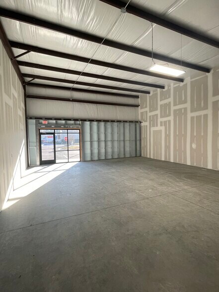 More Photos Of 779 Anne Ln, Aylett Flex For Sale