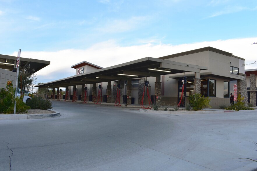 More Photos Of SEC of McQueen Rd & Chandler Blvd, Chandler Unknown For Sale