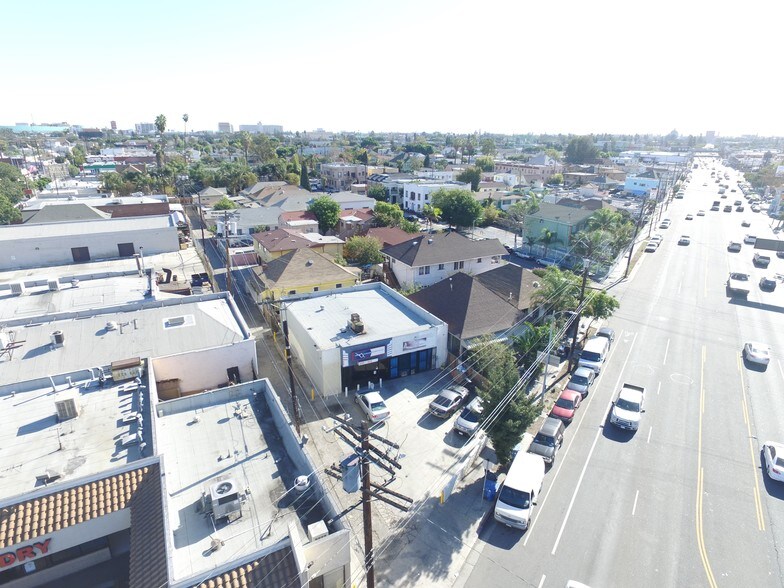 More Photos Of 1620 S Hoover St, Los Angeles Storefront For Lease