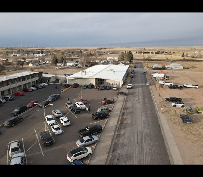 More Photos Of 615 E 3rd St, Kimball Restaurant For Sale