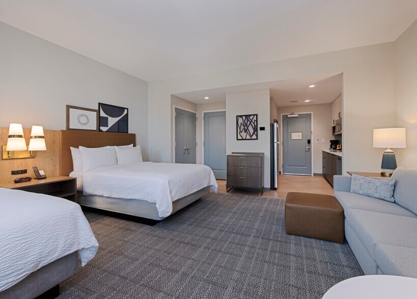 More Photos Of 50 Ponce de Leon St, Miramar Beach Hotel For Sale