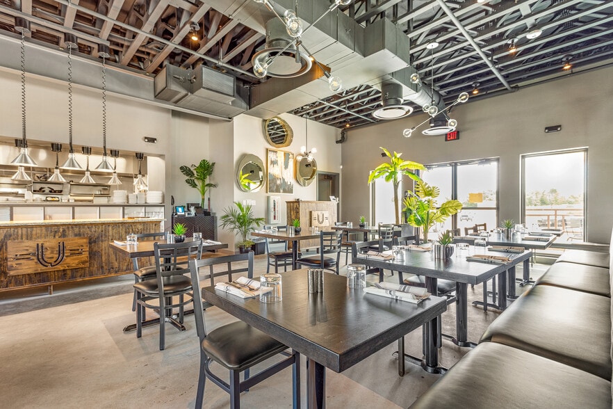 More Photos Of 3006 Barron Rd, College Station Restaurant For Sale