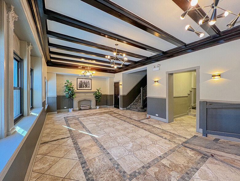 More Photos Of 6126 S Woodlawn Ave, Chicago Apartments For Sale