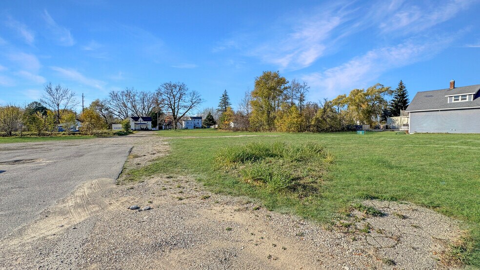 More Photos Of 900 Mitchell Street, Cadillac Land For Sale